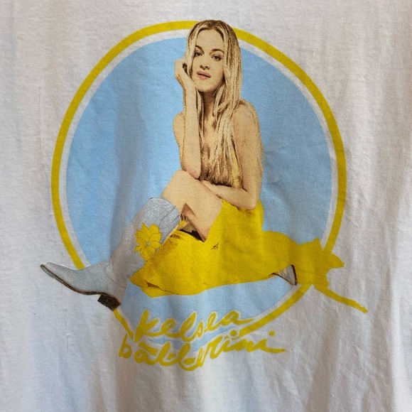 Kelsea Ballerini T Shirt NWT Small Oversized - Picture 2 of 4